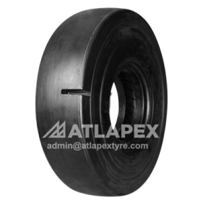 L-5S Port tire with AT-PS5 pattern for port use